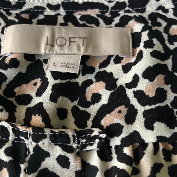 Loft leopard print  blouse - Picture 3 of 5